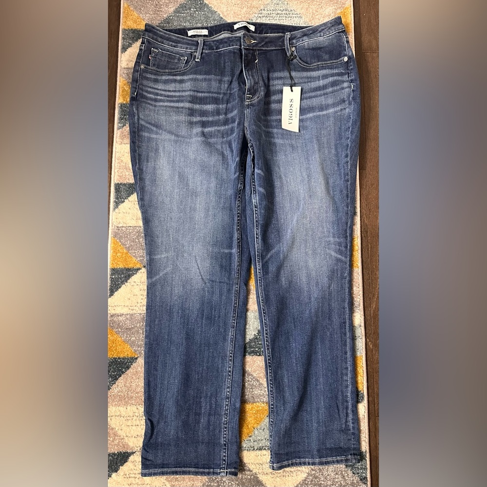 NWT Plus Size Vigoss Marley Straight Leg Jeans, size 22